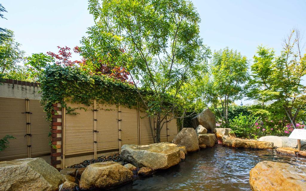 סאסבו Hotel Okura Jr Huis Ten Bosch מראה חיצוני תמונה The Japanese garden
